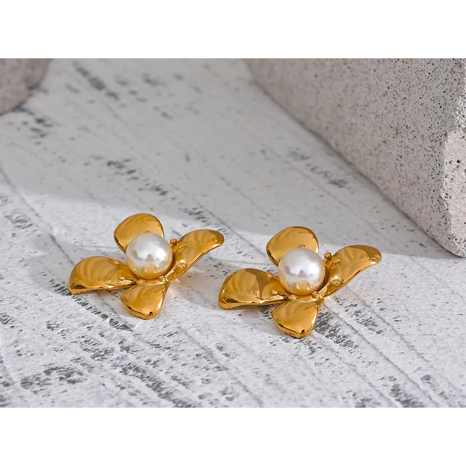 Flower Pearl Earrings