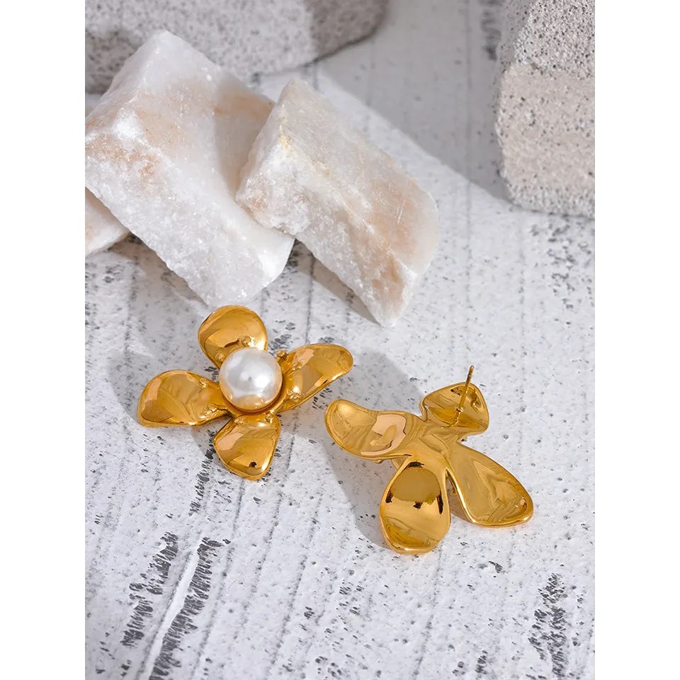 Flower Pearl Earrings